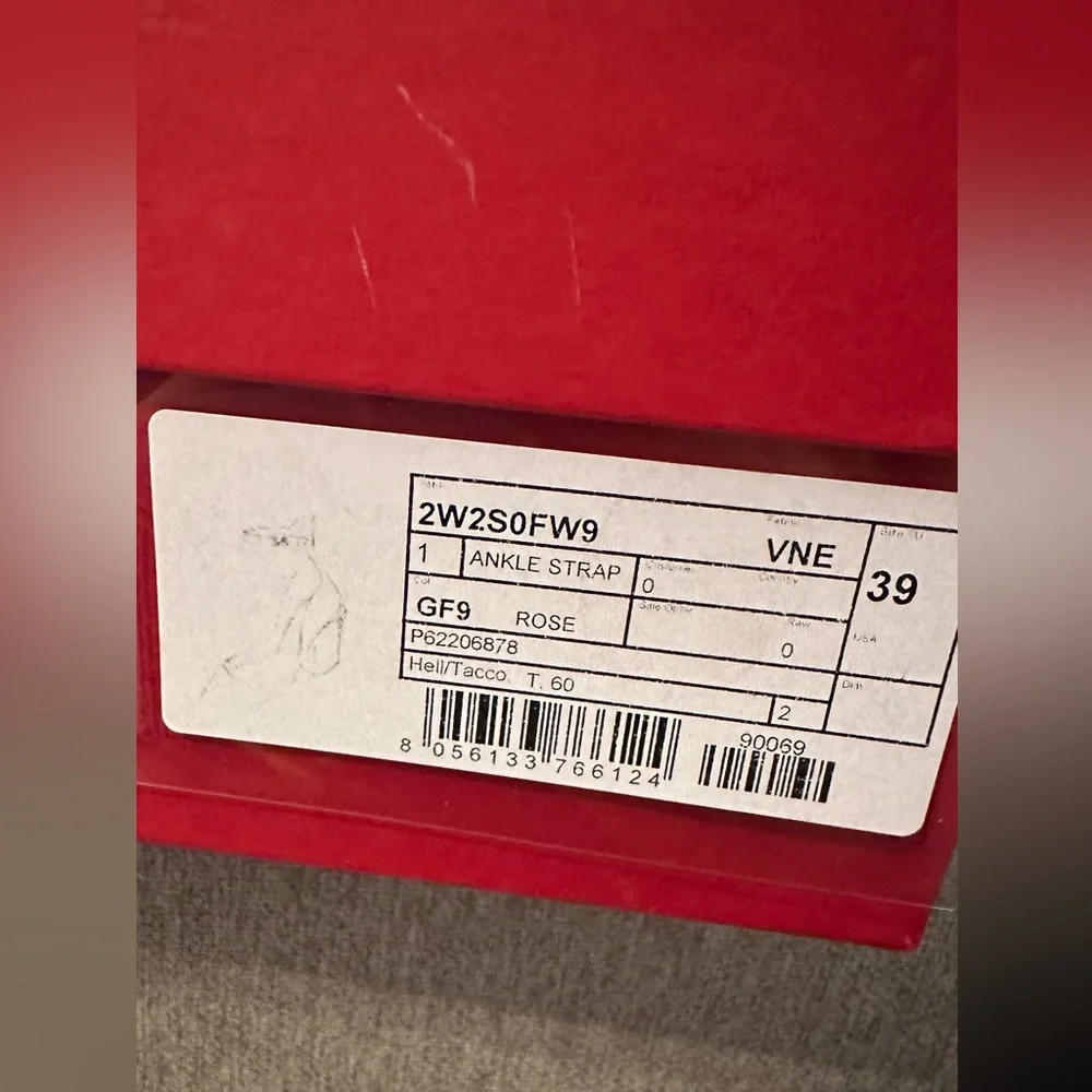 Valentino Garavani - Rose Tan-Go 60mm - patent leather pumps - VLogo - Size 39 - Picture 2 of 6